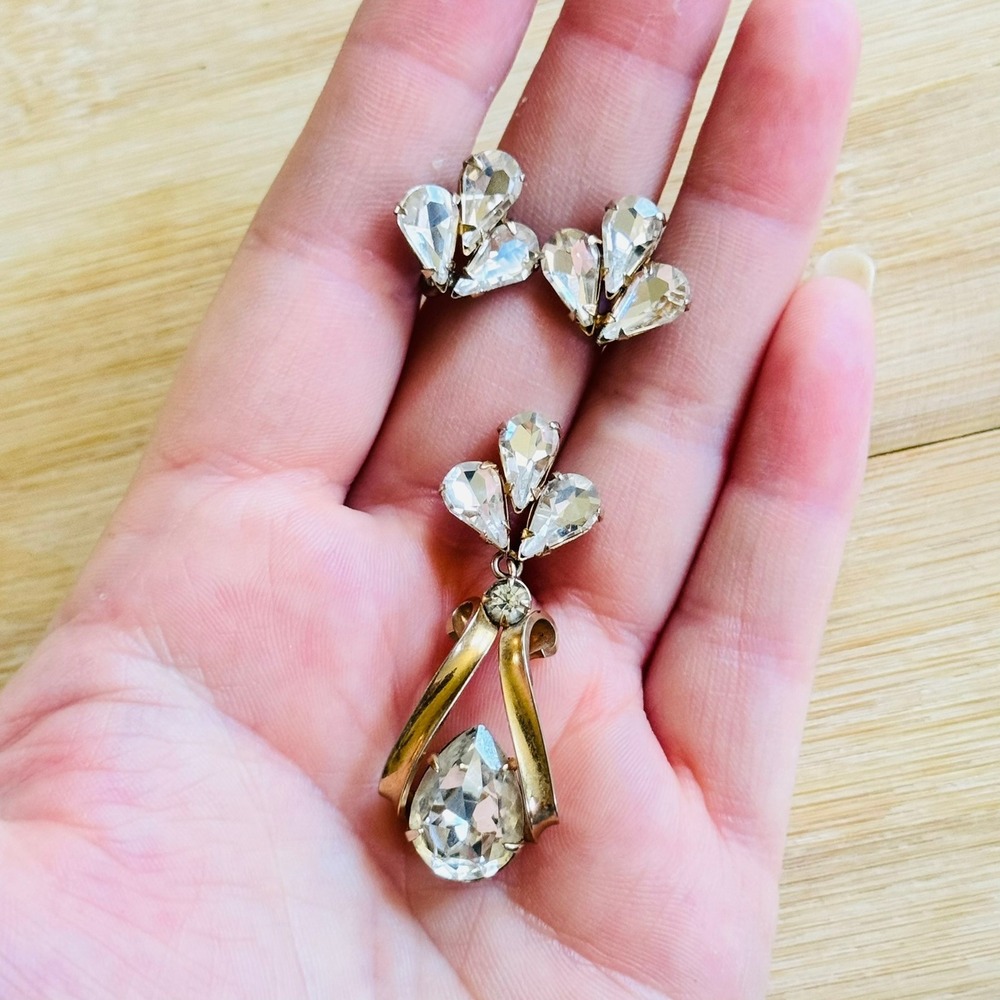 Scitarelli Teardrop Crystal Earrings Pendant Matching Set VTG Art Deco Screwback